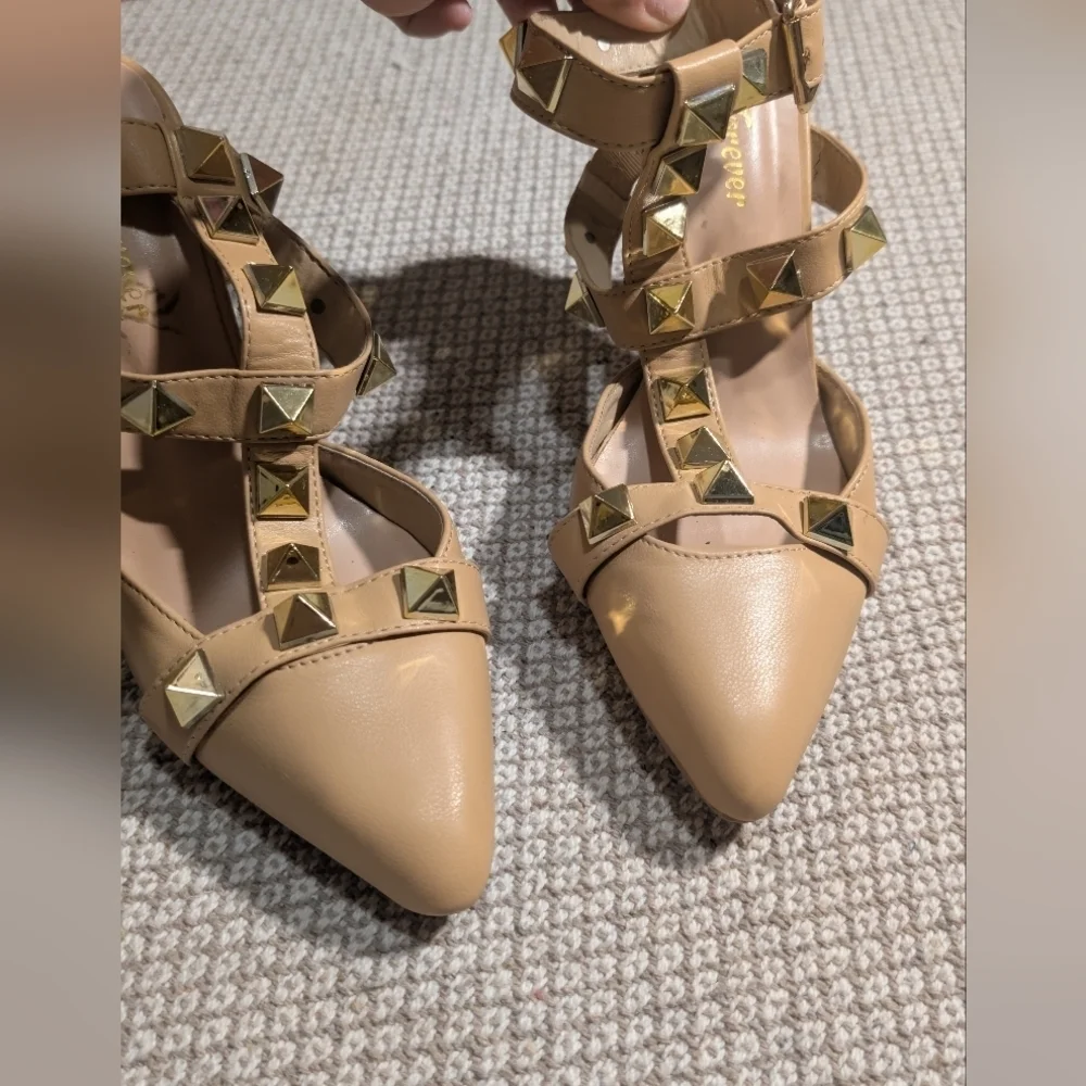 Forever 21 Tan Studded Heels